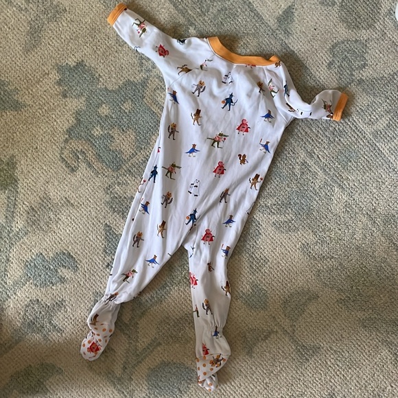 Lake Halloween zippered footie pajamas 3-6mo - Picture 3 of 3